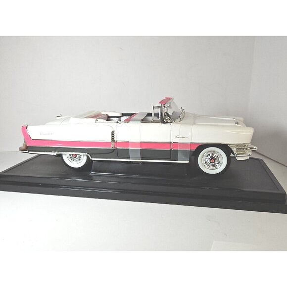 1955 Packard Caribbean 1:18 Diecast Convertible Hood Doors Open Moveable Wheels - Picture 8 of 16